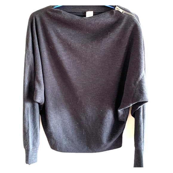 Free People Sweater - Picture 1 of 3